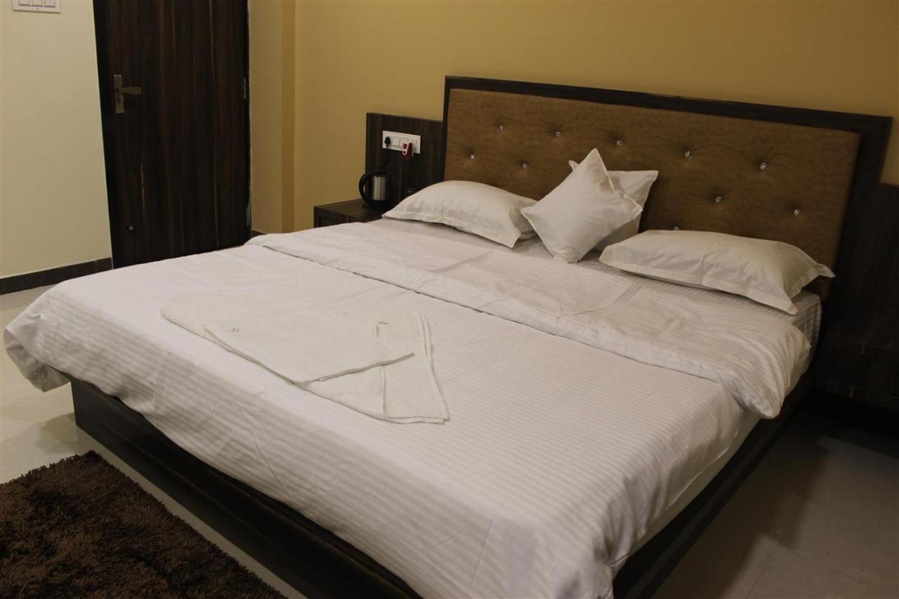 Hotel Shri Sharanam Maheshwar Exterior foto